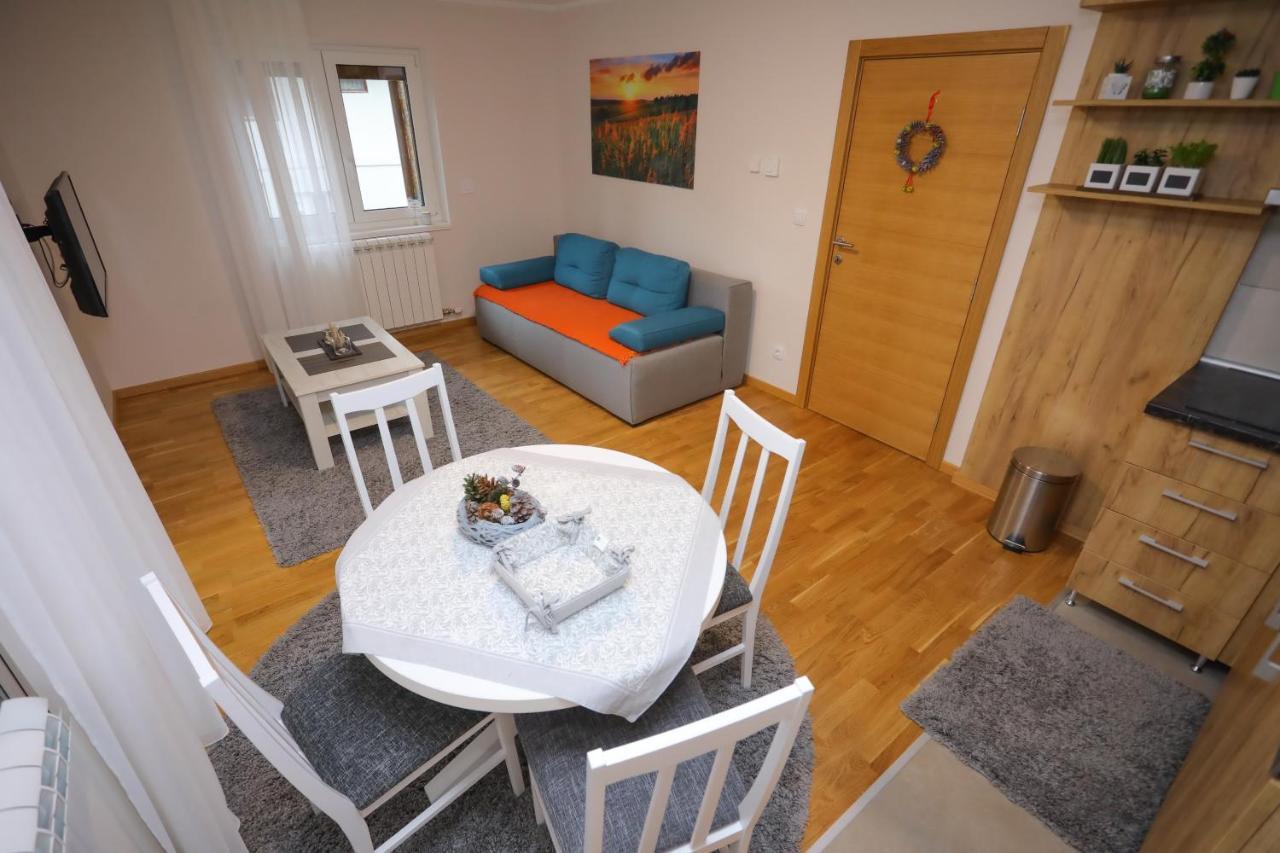 Mipet Apartmani Zlatibor Bagian luar foto