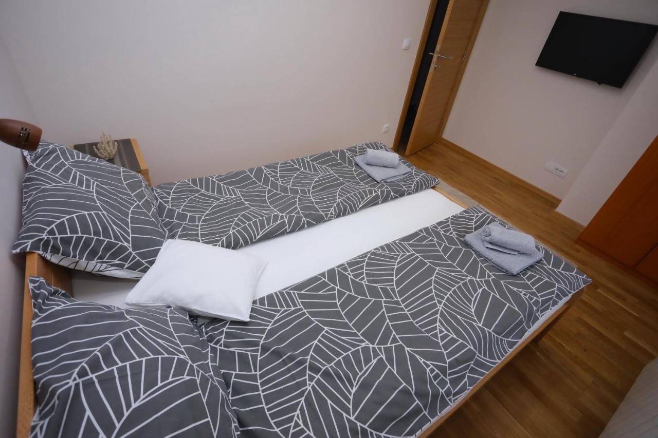 Mipet Apartmani Zlatibor Bagian luar foto
