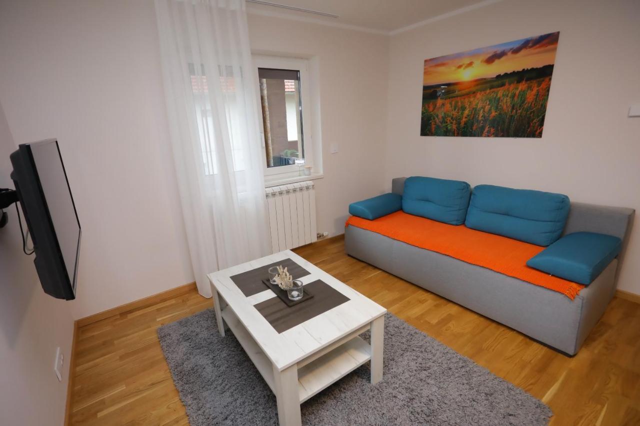 Mipet Apartmani Zlatibor Bagian luar foto