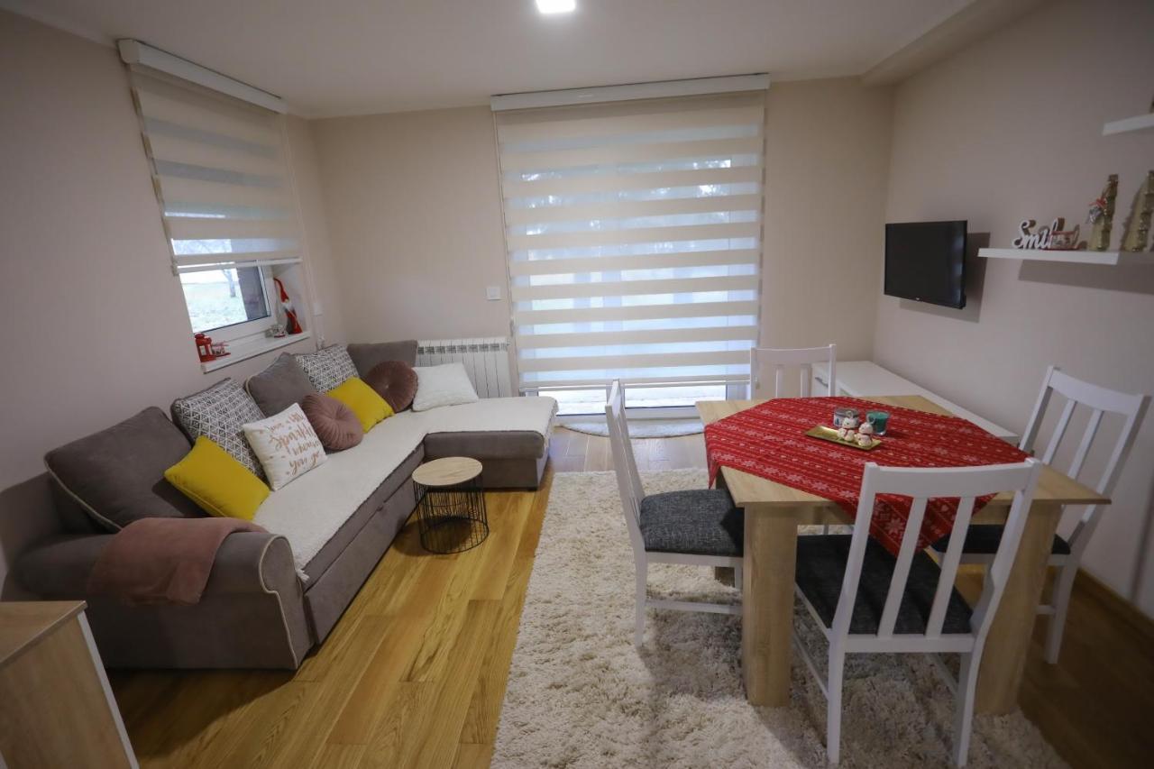 Mipet Apartmani Zlatibor Bagian luar foto