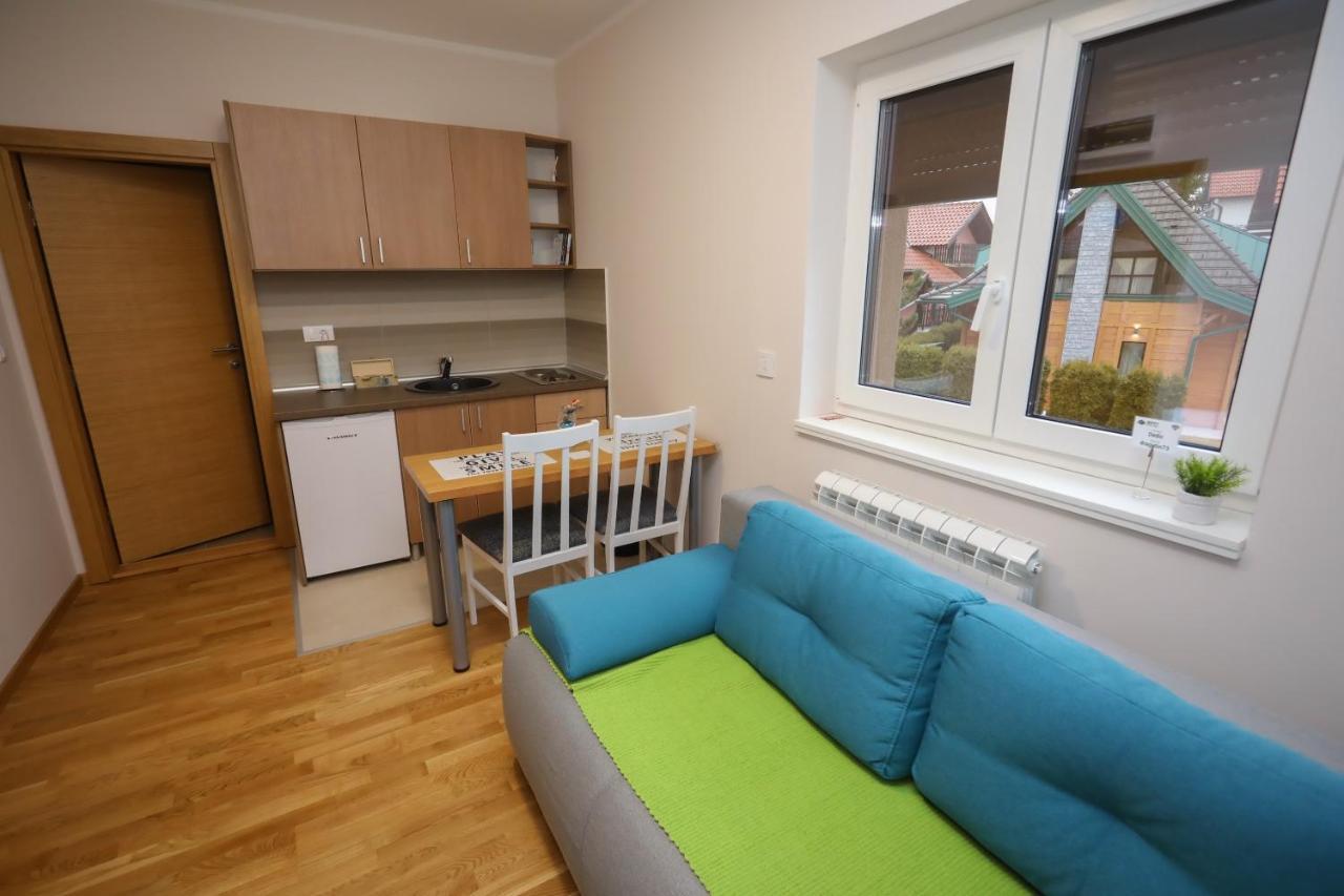 Mipet Apartmani Zlatibor Bagian luar foto