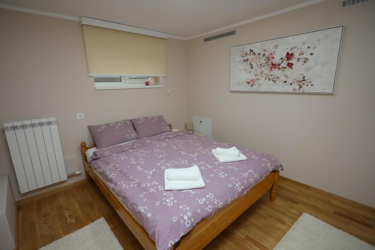Mipet Apartmani Zlatibor Bagian luar foto